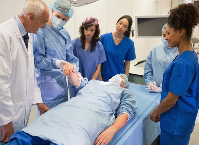 לימודי רפואה בחו"ל